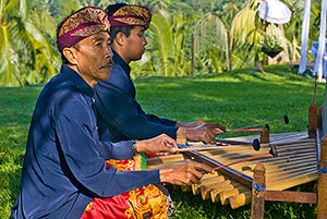 traditional angklung